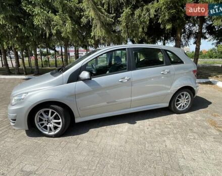 Серый Мерседес Б-класс, объемом двигателя 1.99 л и пробегом 162 тыс. км за 9400 $, фото 4 на Automoto.ua