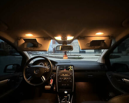 Серый Мерседес Б-класс, объемом двигателя 1.99 л и пробегом 174 тыс. км за 7500 $, фото 17 на Automoto.ua