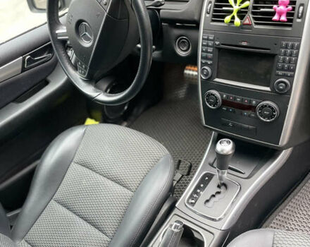 Сірий Мерседес Б-клас, об'ємом двигуна 2.03 л та пробігом 103 тис. км за 10700 $, фото 17 на Automoto.ua