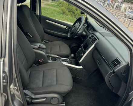 Серый Мерседес Б-класс, объемом двигателя 1.99 л и пробегом 280 тыс. км за 9900 $, фото 4 на Automoto.ua