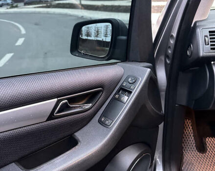 Серый Мерседес Б-класс, объемом двигателя 1.99 л и пробегом 174 тыс. км за 7500 $, фото 13 на Automoto.ua