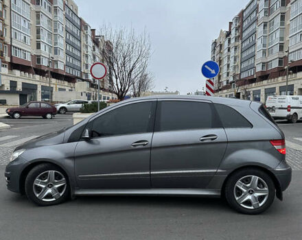 Серый Мерседес Б-класс, объемом двигателя 1.99 л и пробегом 174 тыс. км за 7500 $, фото 4 на Automoto.ua