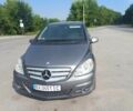 Сірий Мерседес Б-клас, об'ємом двигуна 2 л та пробігом 200 тис. км за 8297 $, фото 1 на Automoto.ua