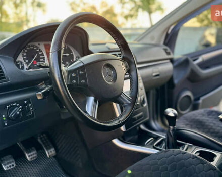 Серый Мерседес Б-класс, объемом двигателя 2.03 л и пробегом 178 тыс. км за 8950 $, фото 38 на Automoto.ua