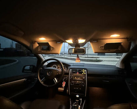 Серый Мерседес Б-класс, объемом двигателя 1.99 л и пробегом 174 тыс. км за 7500 $, фото 16 на Automoto.ua