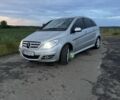 Серый Мерседес Б-класс, объемом двигателя 1.7 л и пробегом 215 тыс. км за 8200 $, фото 1 на Automoto.ua