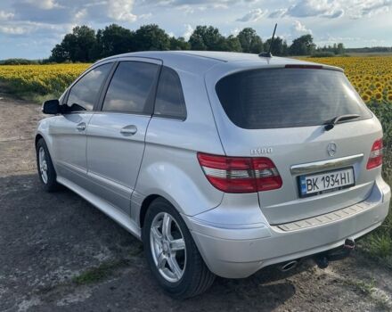 Серый Мерседес Б-класс, объемом двигателя 1.7 л и пробегом 215 тыс. км за 8200 $, фото 8 на Automoto.ua