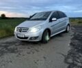 Серый Мерседес Б-класс, объемом двигателя 1.7 л и пробегом 225 тыс. км за 8000 $, фото 9 на Automoto.ua
