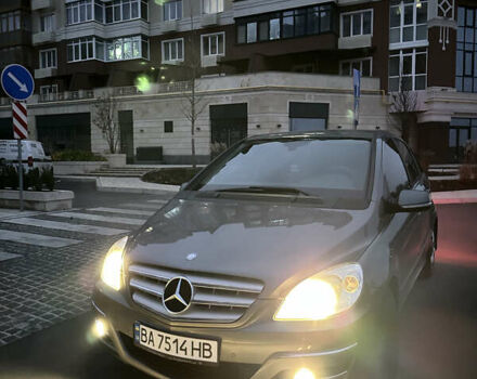 Серый Мерседес Б-класс, объемом двигателя 1.99 л и пробегом 174 тыс. км за 7500 $, фото 10 на Automoto.ua