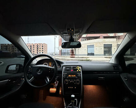 Серый Мерседес Б-класс, объемом двигателя 1.99 л и пробегом 174 тыс. км за 7500 $, фото 19 на Automoto.ua