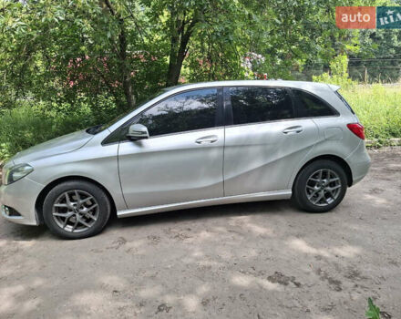 Сірий Мерседес Б-клас, об'ємом двигуна 1.8 л та пробігом 250 тис. км за 8700 $, фото 5 на Automoto.ua