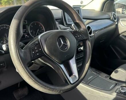 Серый Мерседес Б-класс, объемом двигателя 1.8 л и пробегом 275 тыс. км за 9700 $, фото 17 на Automoto.ua