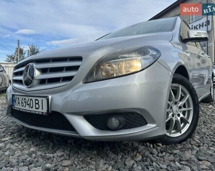 Серый Мерседес Б-класс, объемом двигателя 1.8 л и пробегом 275 тыс. км за 9700 $, фото 1 на Automoto.ua