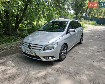 Сірий Мерседес Б-клас, об'ємом двигуна 1.8 л та пробігом 250 тис. км за 8700 $, фото 3 на Automoto.ua