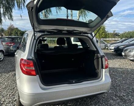 Серый Мерседес Б-класс, объемом двигателя 1.8 л и пробегом 275 тыс. км за 9700 $, фото 13 на Automoto.ua