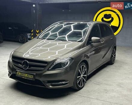 Серый Мерседес Б-класс, объемом двигателя 1.8 л и пробегом 190 тыс. км за 14500 $, фото 2 на Automoto.ua