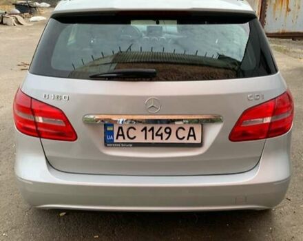 Сірий Мерседес Б-клас, об'ємом двигуна 1.8 л та пробігом 270 тис. км за 9500 $, фото 11 на Automoto.ua