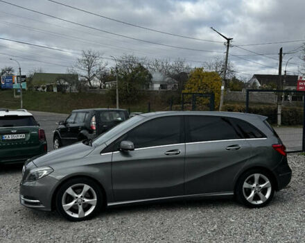 Серый Мерседес Б-класс, объемом двигателя 1.8 л и пробегом 298 тыс. км за 13500 $, фото 4 на Automoto.ua