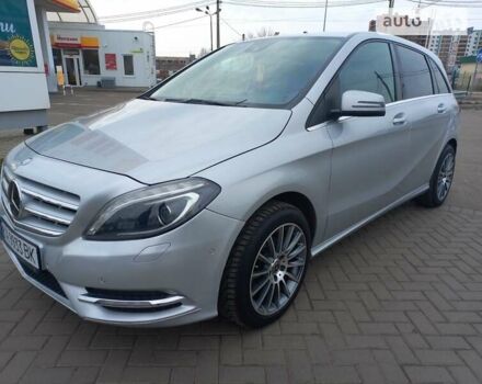 Сірий Мерседес Б-клас, об'ємом двигуна 1.8 л та пробігом 136 тис. км за 11500 $, фото 3 на Automoto.ua