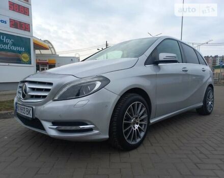 Сірий Мерседес Б-клас, об'ємом двигуна 1.8 л та пробігом 136 тис. км за 11500 $, фото 2 на Automoto.ua