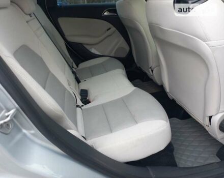 Сірий Мерседес Б-клас, об'ємом двигуна 1.8 л та пробігом 136 тис. км за 11500 $, фото 15 на Automoto.ua