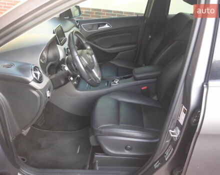 Серый Мерседес Б-класс, объемом двигателя 0 л и пробегом 170 тыс. км за 10200 $, фото 21 на Automoto.ua