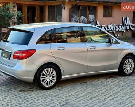 Мерседес Б-класс 2014 в Мукачеве на Automoto.ua Серый Мерседес Б-класс, объемом двигателя 1.5 л и пробегом 188 тыс. км за 11850 $, фото 14 на Automoto.ua