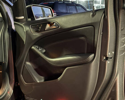 Серый Мерседес Б-класс, объемом двигателя 0 л и пробегом 47 тыс. км за 12400 $, фото 14 на Automoto.ua