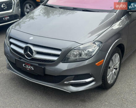 Серый Мерседес Б-класс, объемом двигателя 0 л и пробегом 68 тыс. км за 8300 $, фото 4 на Automoto.ua