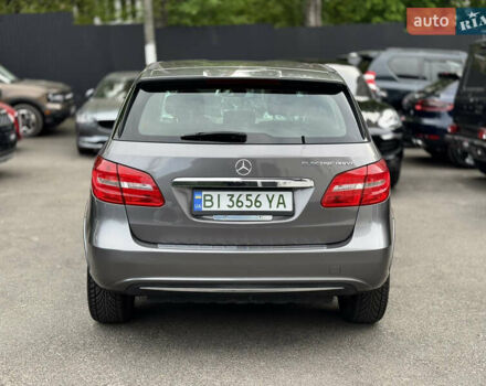Серый Мерседес Б-класс, объемом двигателя 0 л и пробегом 68 тыс. км за 8300 $, фото 8 на Automoto.ua