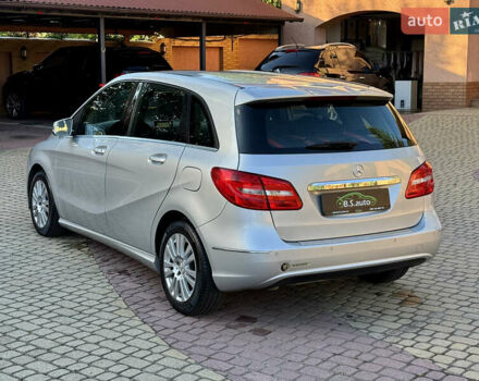 Мерседес Б-класс 2014 в Мукачеве на Automoto.ua Серый Мерседес Б-класс, объемом двигателя 1.5 л и пробегом 188 тыс. км за 11850 $, фото 9 на Automoto.ua