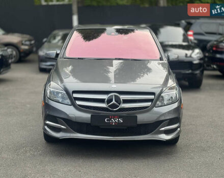 Серый Мерседес Б-класс, объемом двигателя 0 л и пробегом 68 тыс. км за 8300 $, фото 3 на Automoto.ua