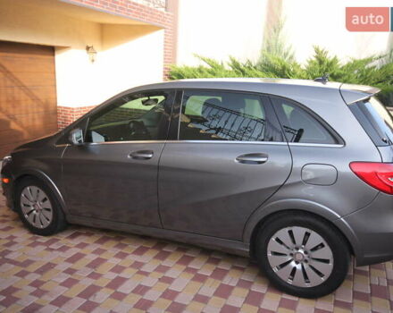 Серый Мерседес Б-класс, объемом двигателя 0 л и пробегом 170 тыс. км за 10200 $, фото 12 на Automoto.ua