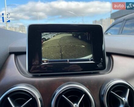 Сірий Мерседес Б-клас, об'ємом двигуна 0 л та пробігом 59 тис. км за 8690 $, фото 25 на Automoto.ua