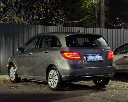 Серый Мерседес Б-класс, объемом двигателя 0 л и пробегом 47 тыс. км за 12400 $, фото 6 на Automoto.ua