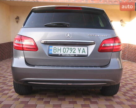 Серый Мерседес Б-класс, объемом двигателя 0 л и пробегом 170 тыс. км за 10200 $, фото 15 на Automoto.ua