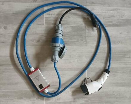 Серый Мерседес Б-класс, объемом двигателя 0 л и пробегом 170 тыс. км за 10200 $, фото 3 на Automoto.ua