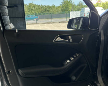 Серый Мерседес Б-класс, объемом двигателя 0 л и пробегом 125 тыс. км за 13500 $, фото 10 на Automoto.ua