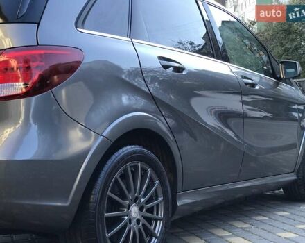 Серый Мерседес Б-класс, объемом двигателя 0 л и пробегом 164 тыс. км за 9599 $, фото 49 на Automoto.ua