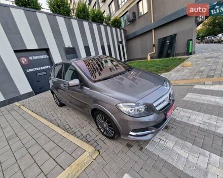 Мерседес Б-класс 2015 в Львове на Automoto.ua Серый Мерседес Б-класс, объемом двигателя 0 л и пробегом 167 тыс. км за 9250 $, фото 26 на Automoto.ua