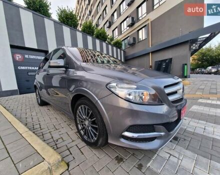 Мерседес Б-класс 2015 в Львове на Automoto.ua Серый Мерседес Б-класс, объемом двигателя 0 л и пробегом 167 тыс. км за 9250 $, фото 5 на Automoto.ua