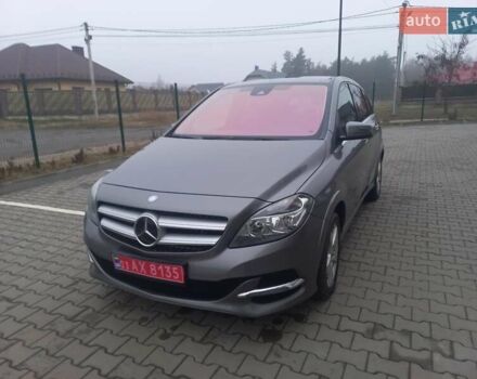 Серый Мерседес Б-класс, объемом двигателя 0 л и пробегом 109 тыс. км за 9300 $, фото 3 на Automoto.ua