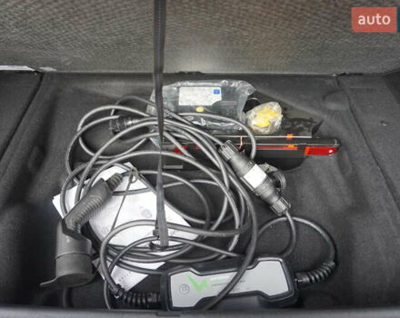 Серый Мерседес Б-класс, объемом двигателя 0 л и пробегом 77 тыс. км за 10995 $, фото 49 на Automoto.ua