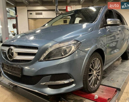 Мерседес Б-класс 2015 в Львове на Automoto.ua Серый Мерседес Б-класс, объемом двигателя 0 л и пробегом 87 тыс. км за 10550 $, фото 18 на Automoto.ua