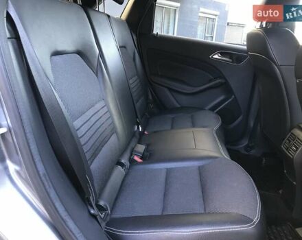 Серый Мерседес Б-класс, объемом двигателя 0 л и пробегом 164 тыс. км за 9599 $, фото 80 на Automoto.ua