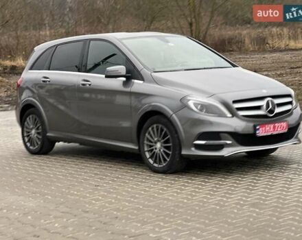 Сірий Мерседес Б-клас, об'ємом двигуна 0 л та пробігом 79 тис. км за 9250 $, фото 6 на Automoto.ua