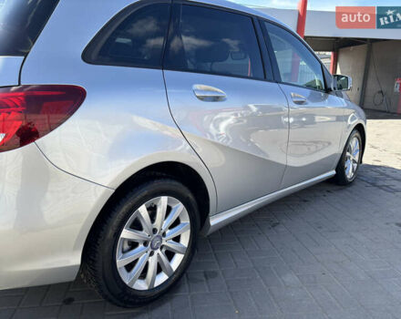 Сірий Мерседес Б-клас, об'ємом двигуна 2.2 л та пробігом 116 тис. км за 15099 $, фото 4 на Automoto.ua