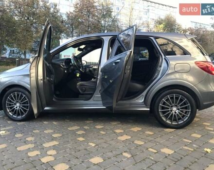 Серый Мерседес Б-класс, объемом двигателя 0 л и пробегом 164 тыс. км за 9599 $, фото 66 на Automoto.ua