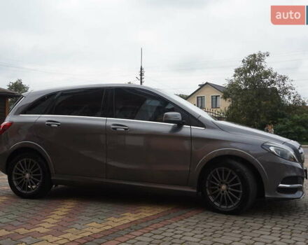 Серый Мерседес Б-класс, объемом двигателя 0 л и пробегом 77 тыс. км за 10995 $, фото 4 на Automoto.ua