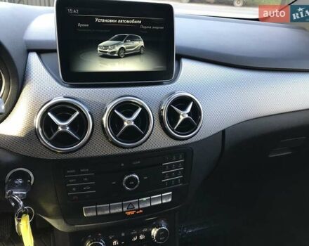 Серый Мерседес Б-класс, объемом двигателя 0 л и пробегом 164 тыс. км за 9599 $, фото 71 на Automoto.ua